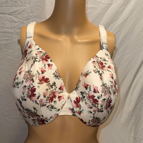 Cacique Other - Cacique White and Red Floral Bra